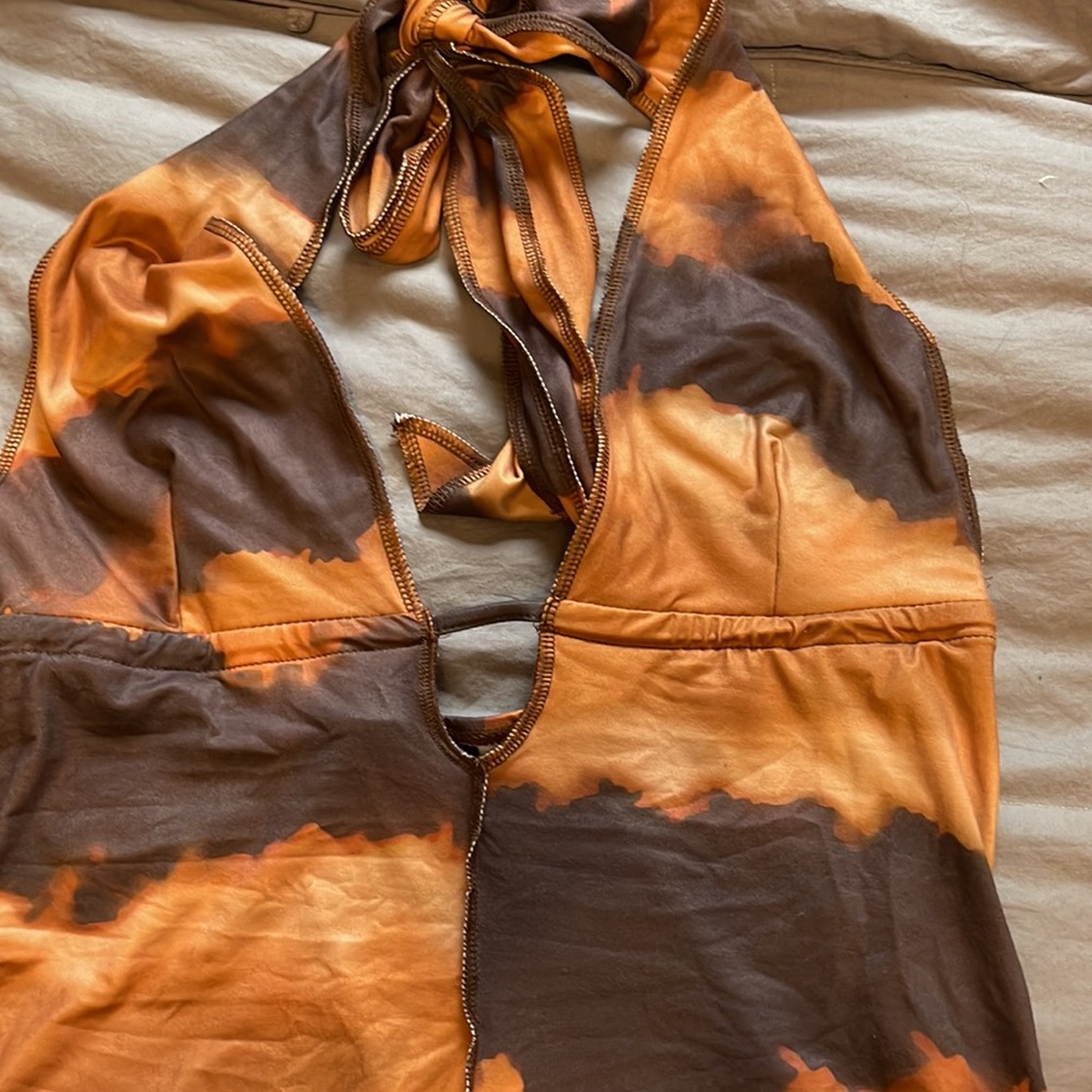 Dress - Picture 2 of 4